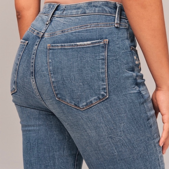 Abercrombie & Fitch Curve Love High Rise Super Skinny Ankle Jeans - Picture 6 of 13